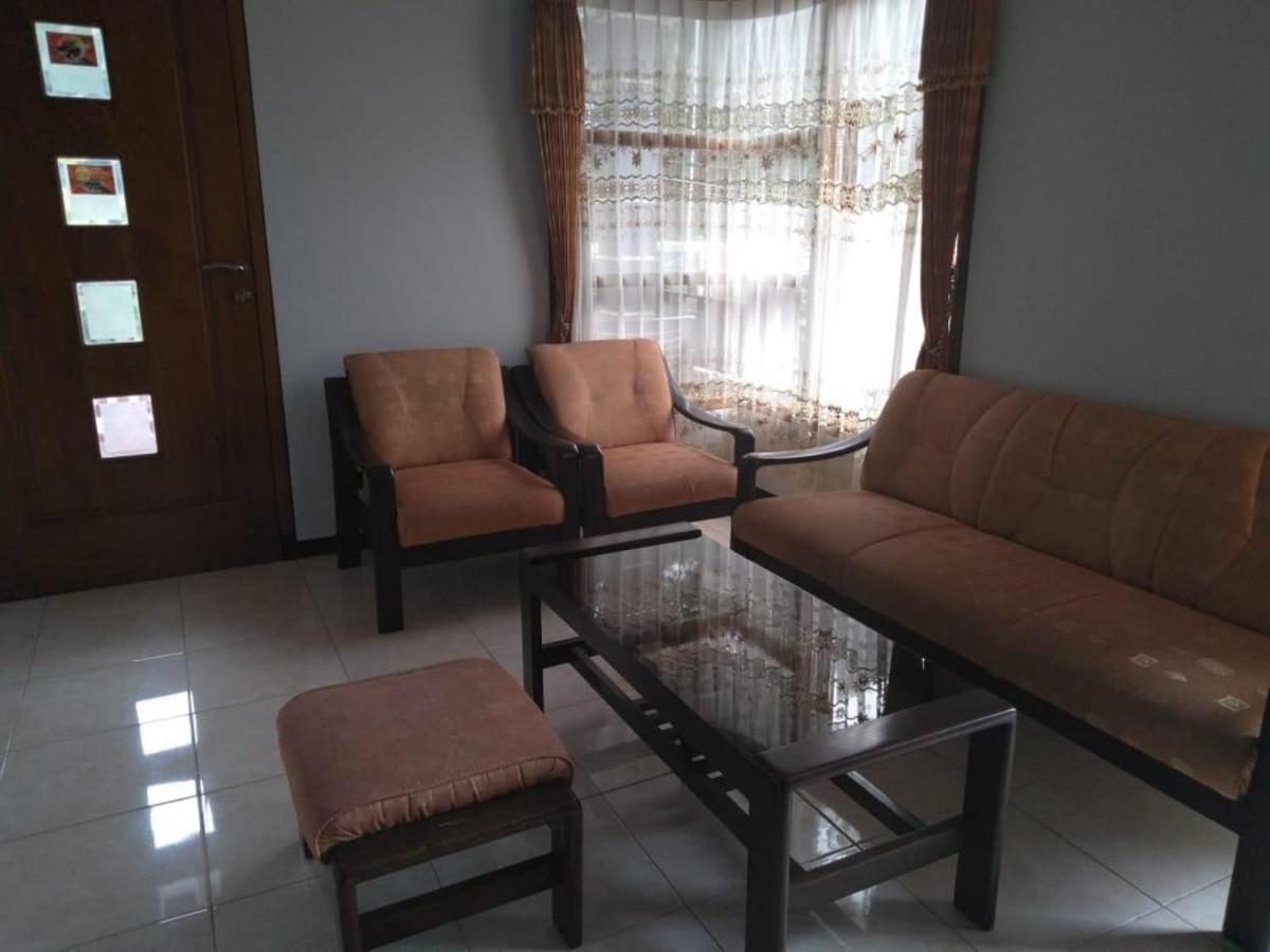 Villa Trijaya Batu  Dış mekan fotoğraf